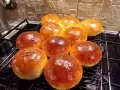 Jak podgrzać bułki do hamburgerów z Biedronki, by były idealne?