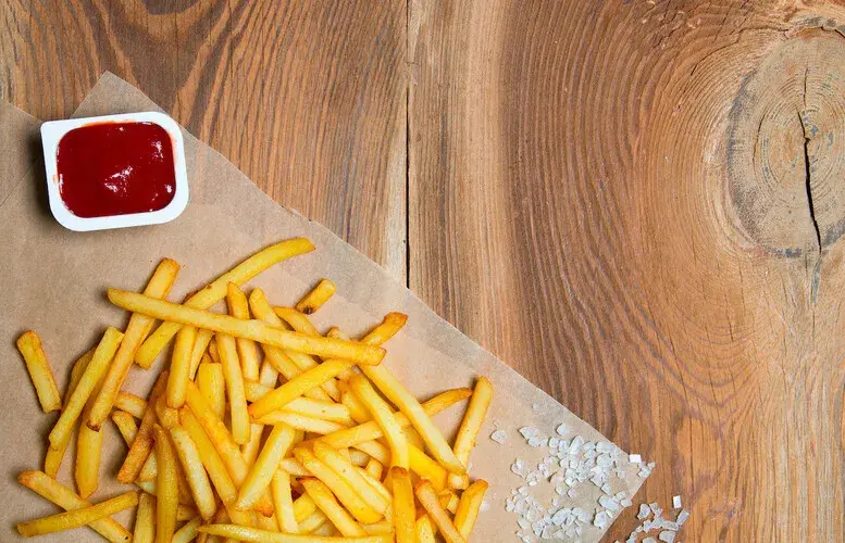Ile smaży się frytki? Odkryj sekrety idealnego smażenia