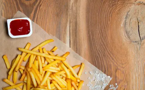 Ile smaży się frytki? Odkryj sekrety idealnego smażenia