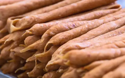 Kiełbasa rybna – proste przepisy na smaczne i zdrowe dania