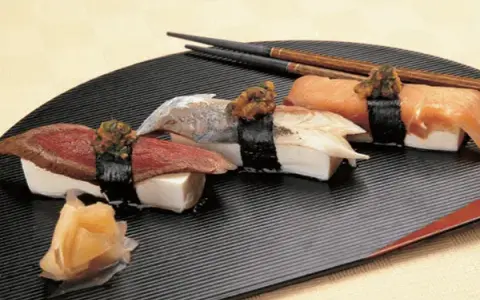 Nigiri co to: odkryj tajemnice tradycyjnego sushi i jego smaków
