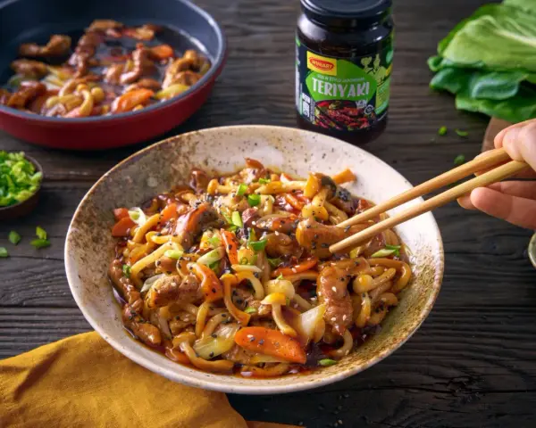 Przepisy na wieprzowinę teriyaki, które zachwycą Twoje podniebienie