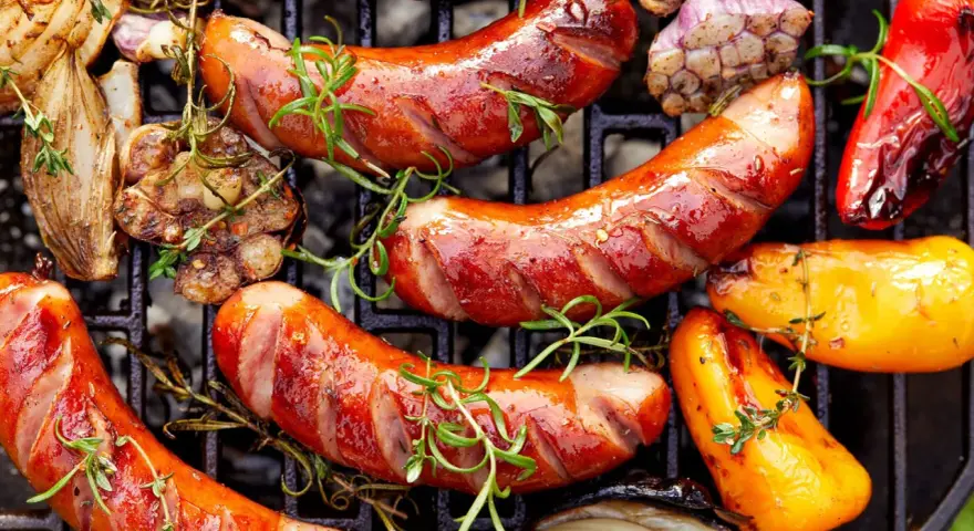 Kiełbasa śląska Sokołów - smak, skład i jak ją przygotować